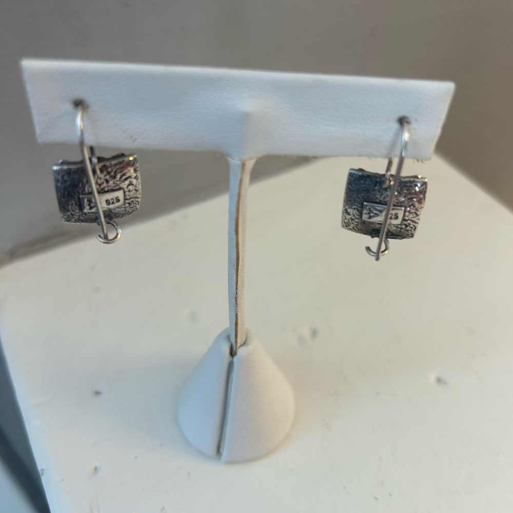 EUC Silpada Sterling Hanging Earrings with Black-Purple Pearls - Picture 3 of 3